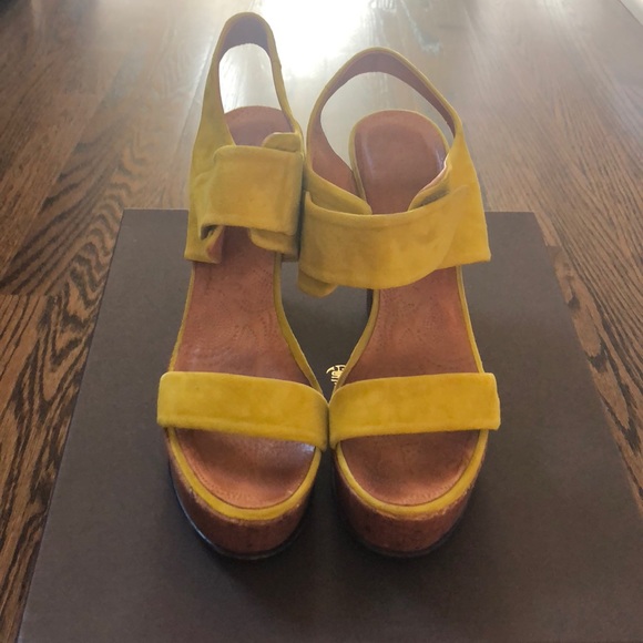 Chie Mihara Shoes - Chie Mihara Suede Platform